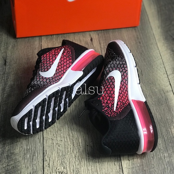 NWT Nike Air Max Sequent 2 B/W-Racer Pink WMNS - Picture 5 of 7